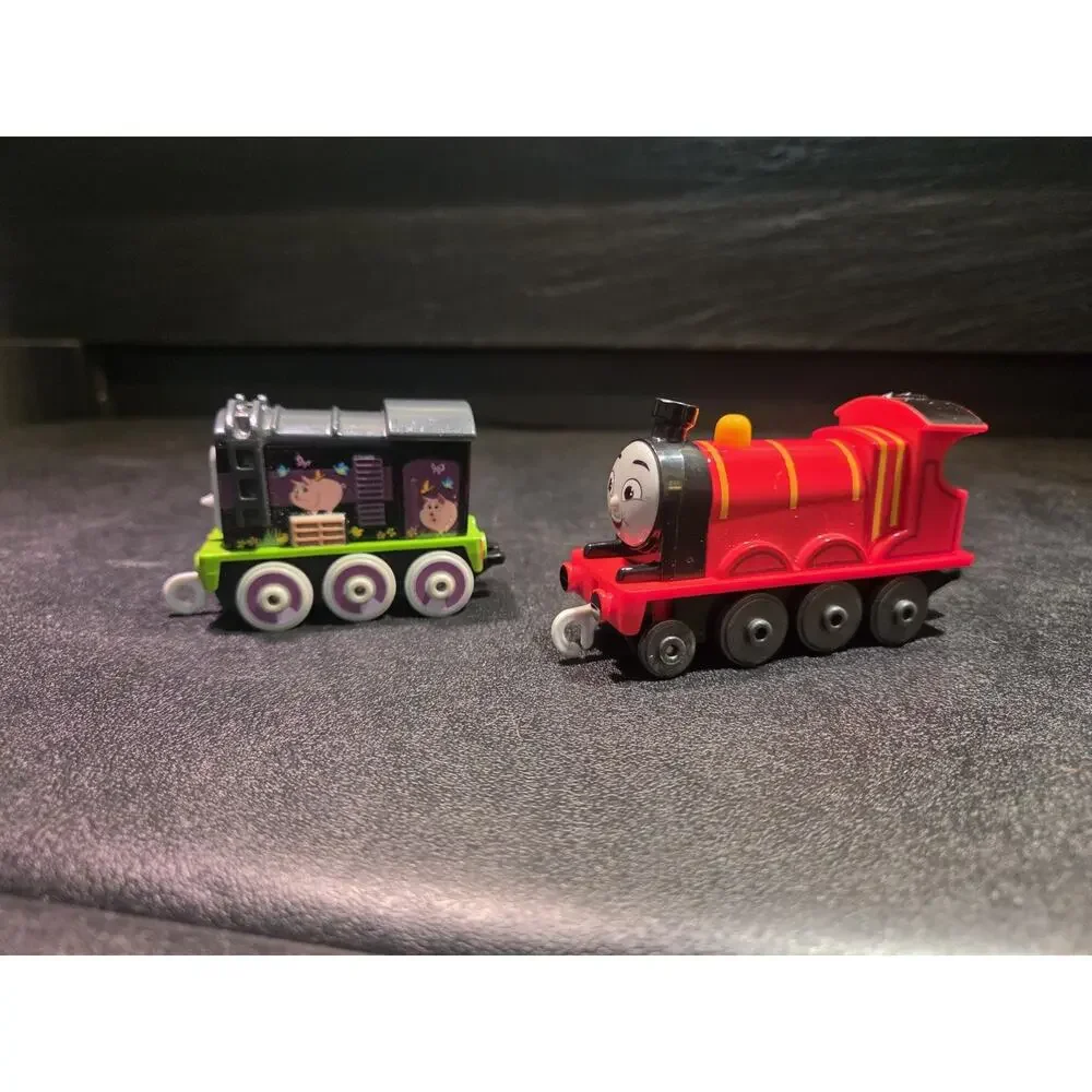 Thomas & Friends -Diesel & James- All Engines Go/Around The Farm /Pigs/Mattel